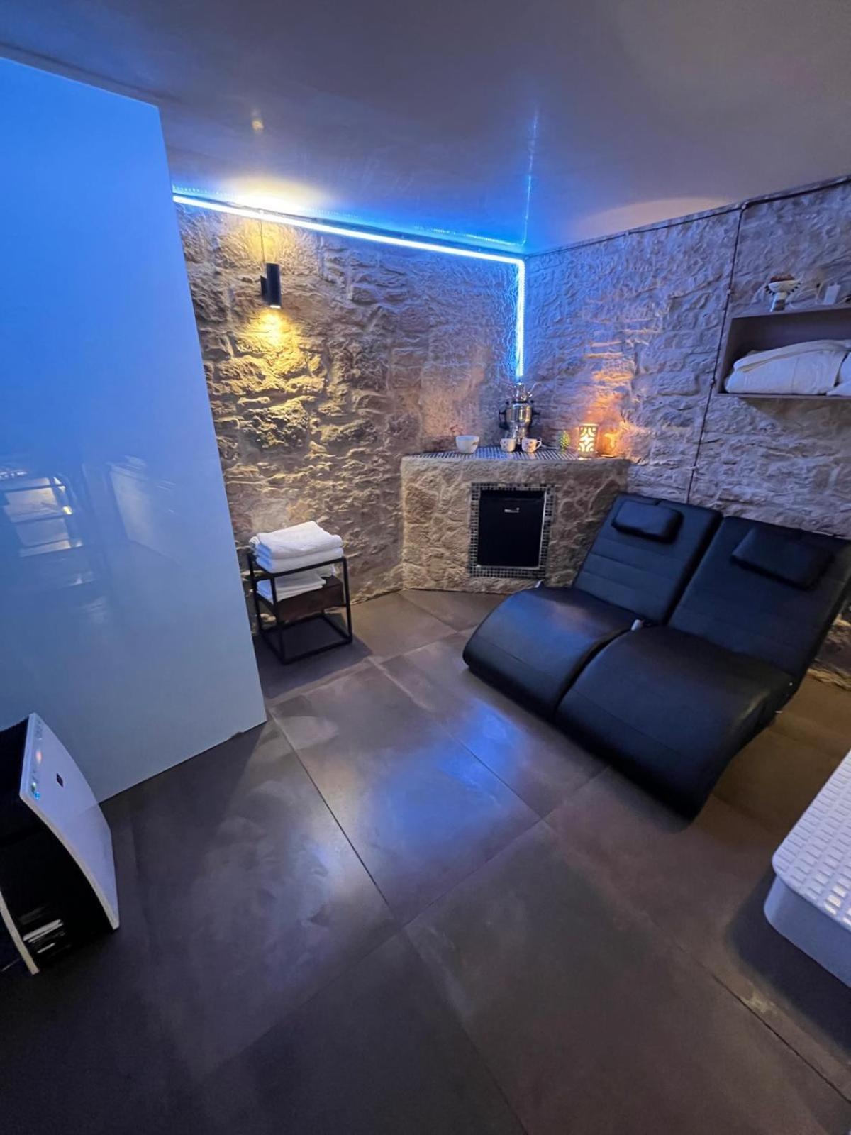 Relax For A Day Bed and Breakfast Barletta Exteriör bild
